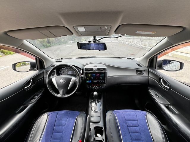 NISSAN日產 TIIDA  第9張相片
