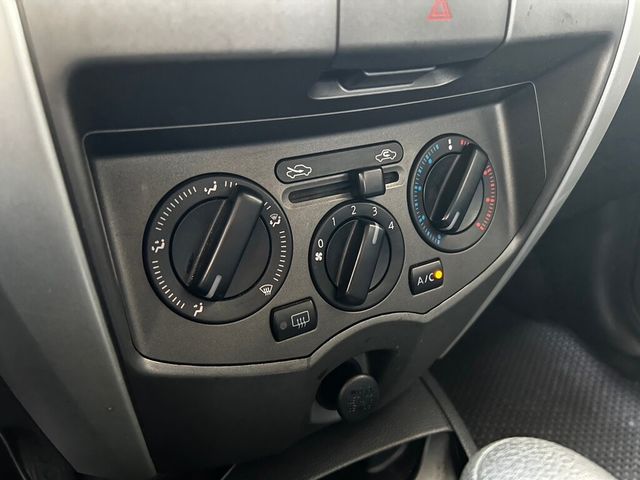NISSAN日產 LIVINA  第17張相片