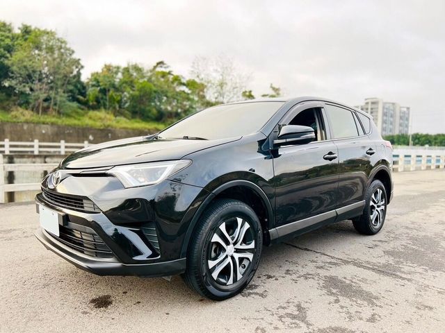 TOYOTA豐田 RAV4  第1張相片
