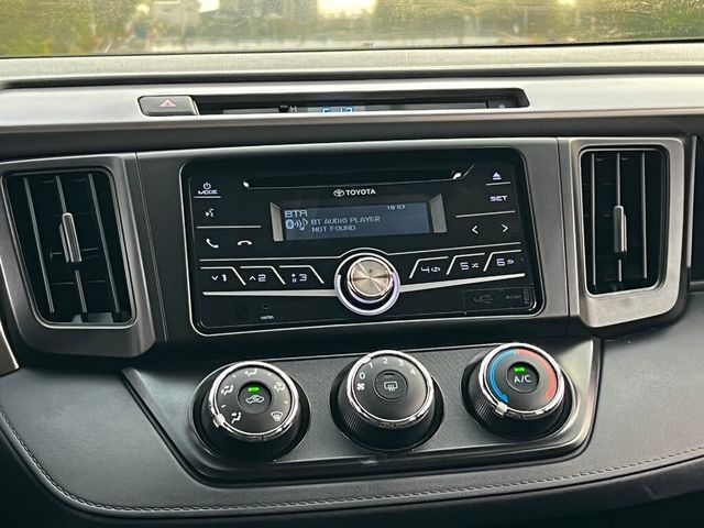 TOYOTA豐田 RAV4  第17張相片