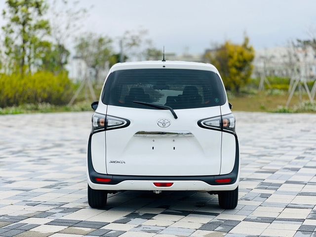 TOYOTA豐田 SIENTA  第5張相片