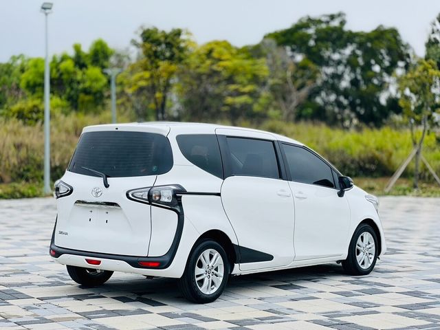 TOYOTA豐田 SIENTA  第7張相片