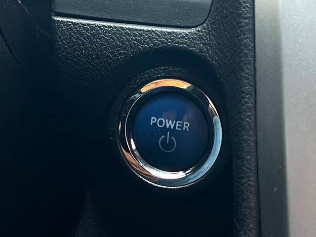 TOYOTA豐田 CAMRY HYBRID  第10張相片
