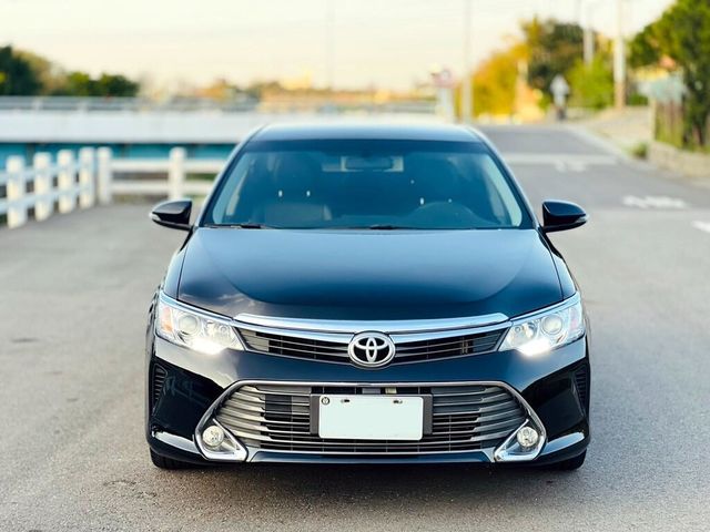 TOYOTA豐田 CAMRY  第2張相片
