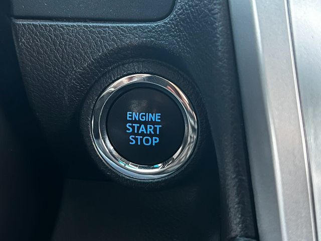TOYOTA豐田 CAMRY  第9張相片