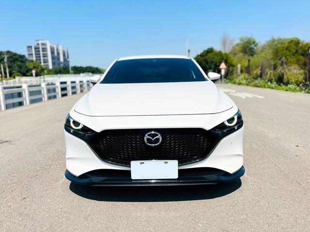 MAZDA馬自達 MAZDA 3  第2張相片