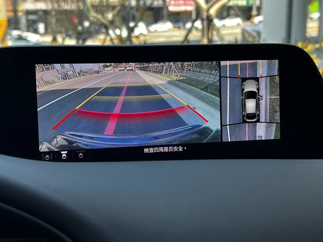 MAZDA馬自達 MAZDA 3  第13張相片