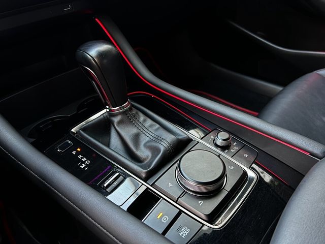 MAZDA馬自達 MAZDA 3  第14張相片