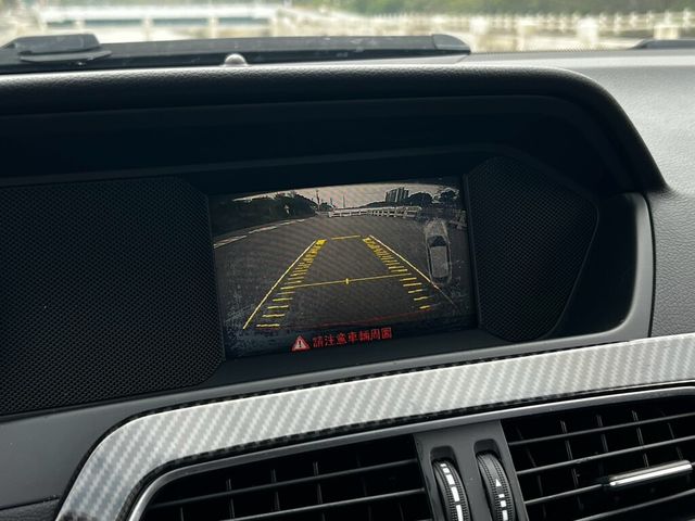 M-BENZ賓士 C250  第10張相片