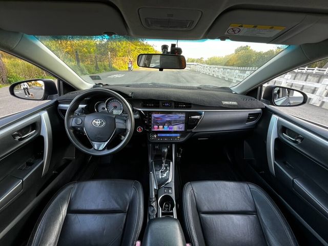TOYOTA豐田 ALTIS  第5張相片