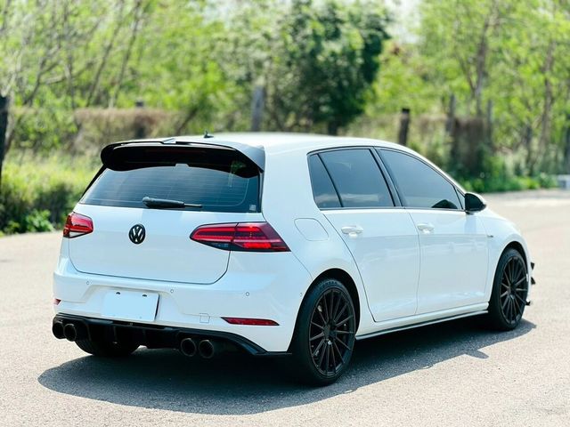 VOLKSWAGEN福斯 GOLF  第4張相片