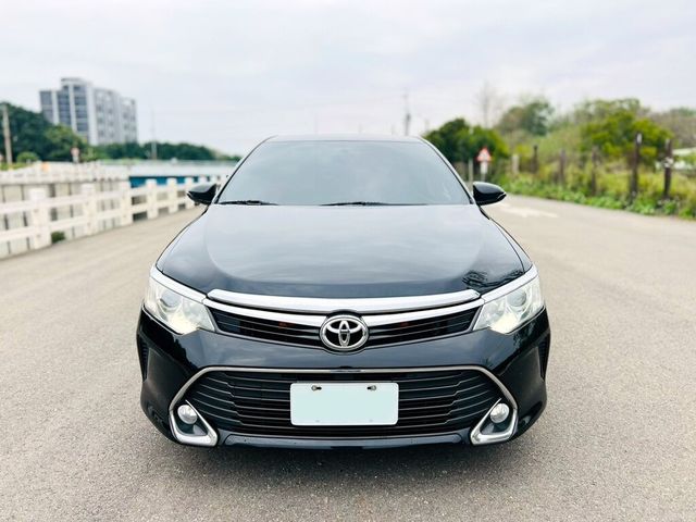 TOYOTA豐田 CAMRY  第2張相片