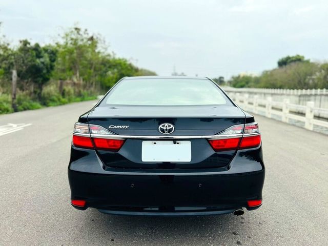 TOYOTA豐田 CAMRY  第3張相片