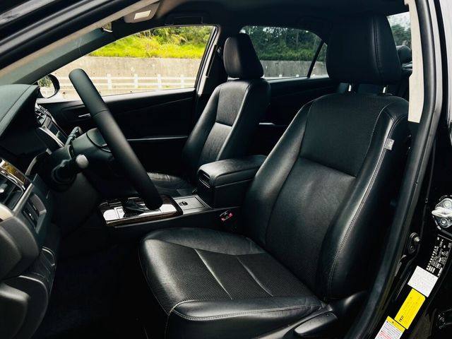 TOYOTA豐田 CAMRY  第14張相片