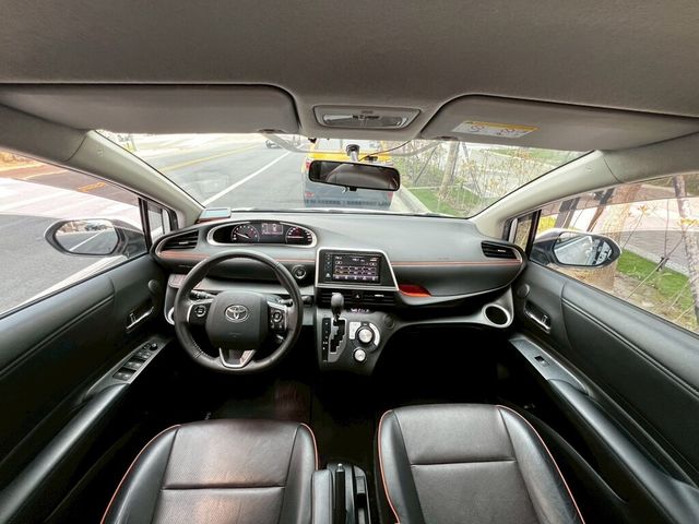 TOYOTA豐田 SIENTA  第8張相片