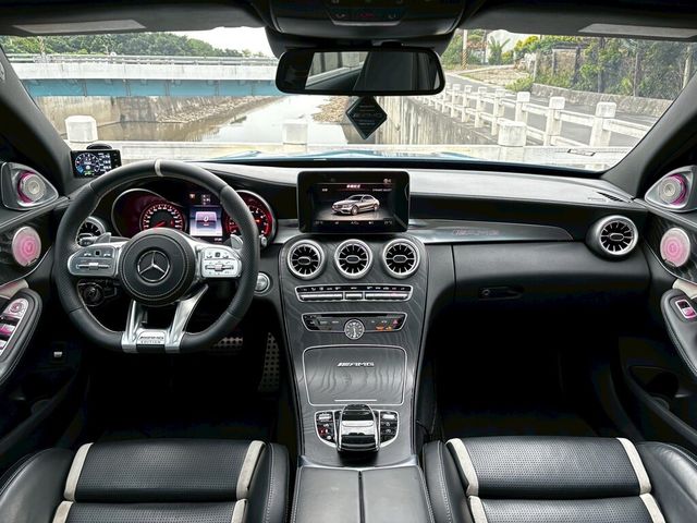 M-BENZ賓士 C63 S AMG  第6張相片