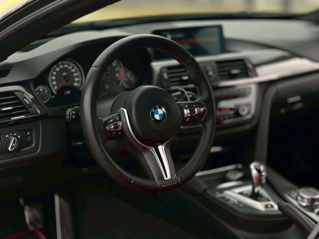 BMW寶馬 M4 COUPE  第10張相片