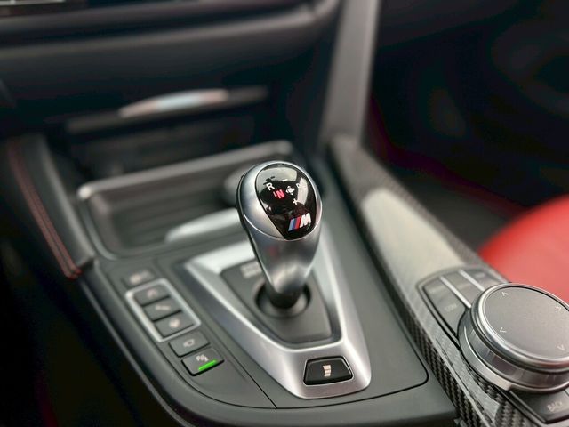 BMW寶馬 M4 COUPE  第14張相片