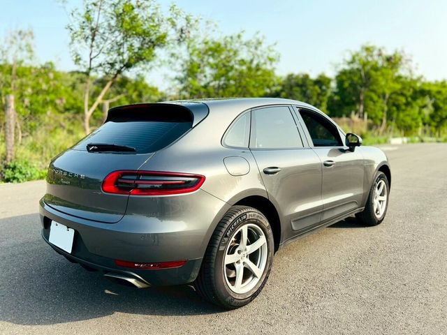 PORSCHE保時捷 MACAN  第4張相片