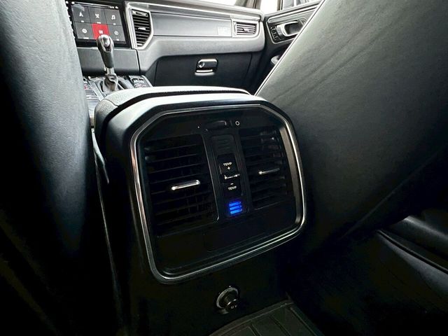 PORSCHE保時捷 MACAN  第15張相片