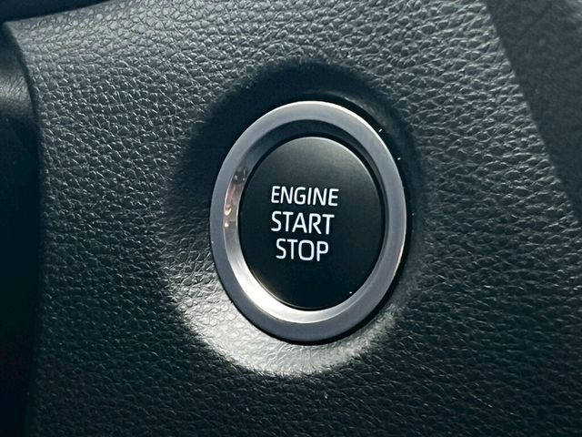 TOYOTA豐田 COROLLA SPORT  第9張相片