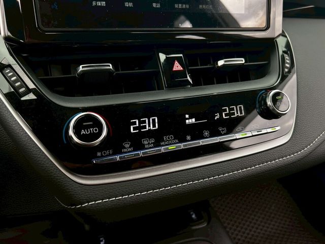 TOYOTA豐田 COROLLA SPORT  第15張相片