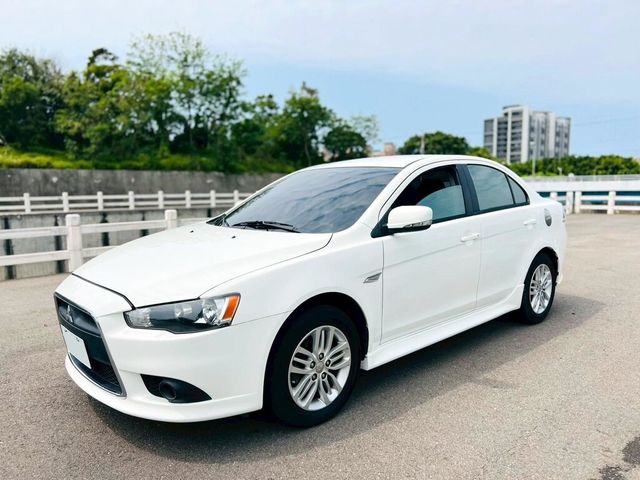 MITSUBISHI三菱 LANCER IO  第1張相片