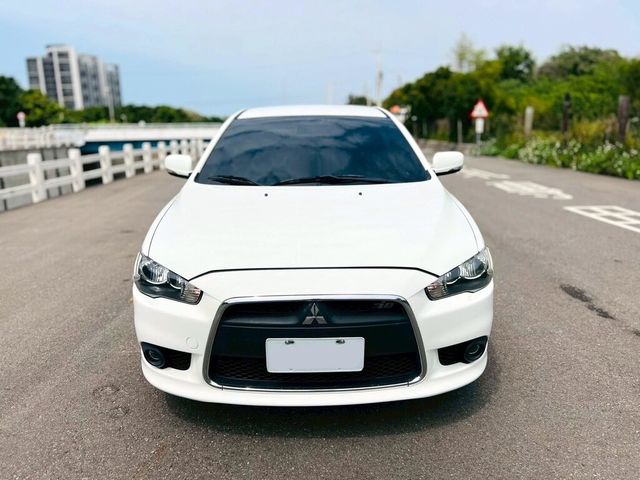 MITSUBISHI三菱 LANCER IO  第2張相片