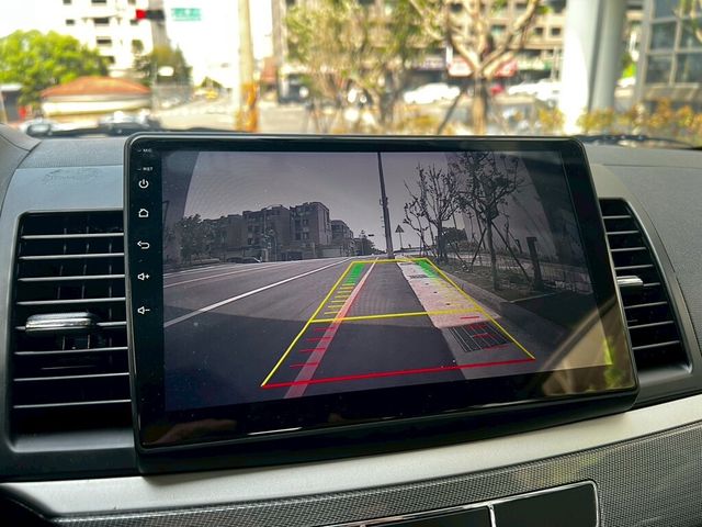 MITSUBISHI三菱 LANCER IO  第10張相片