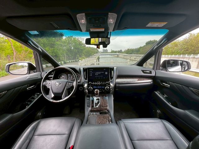 TOYOTA豐田 ALPHARD  第6張相片