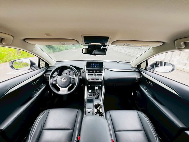LEXUS凌志 NX200  第7張相片