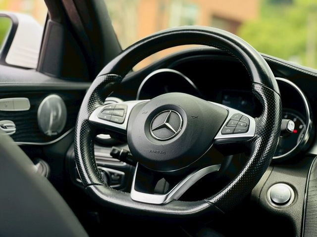 M-BENZ賓士 C300  第7張相片