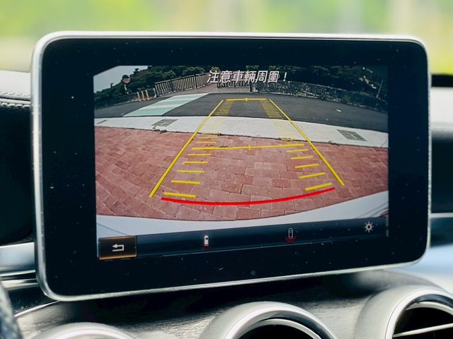 M-BENZ賓士 C300  第10張相片