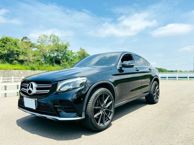 M-BENZ賓士 GLC300 AMG COUPE  第1張相片