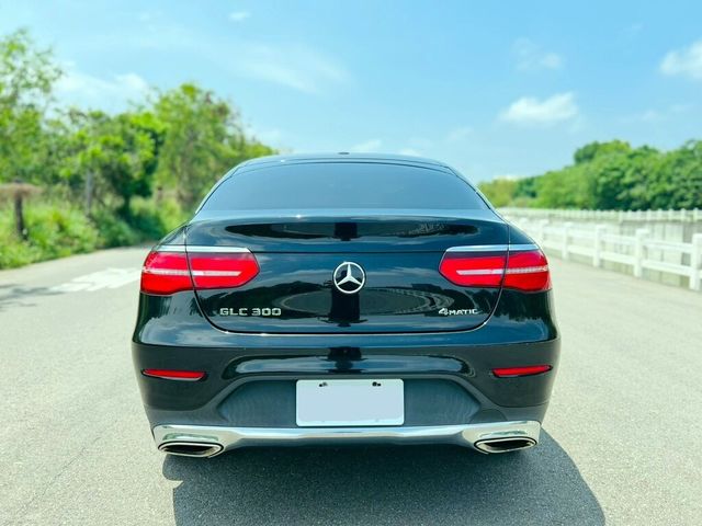 M-BENZ賓士 GLC300 AMG COUPE  第4張相片