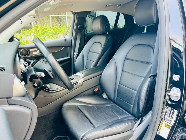 M-BENZ賓士 GLC300 AMG COUPE  第13張相片