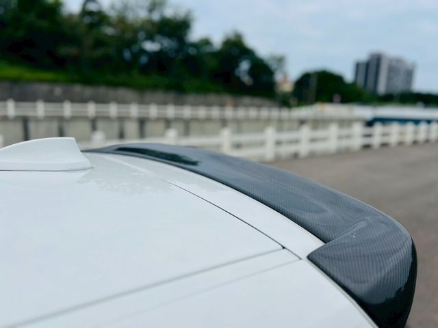 BMW寶馬 118I  第6張相片
