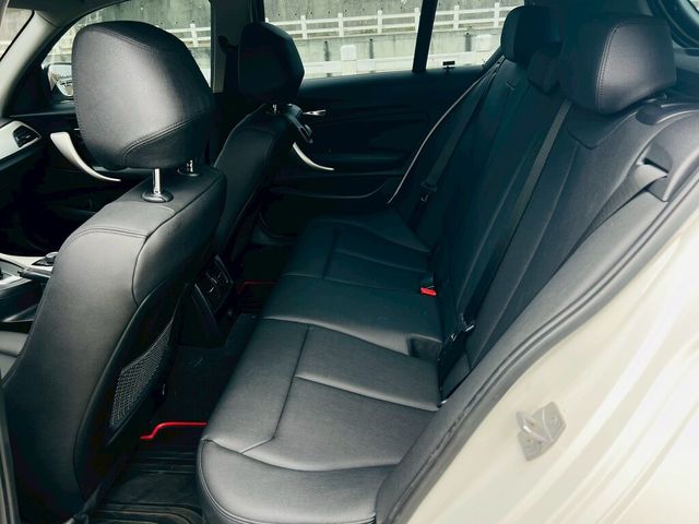 BMW寶馬 118I  第13張相片