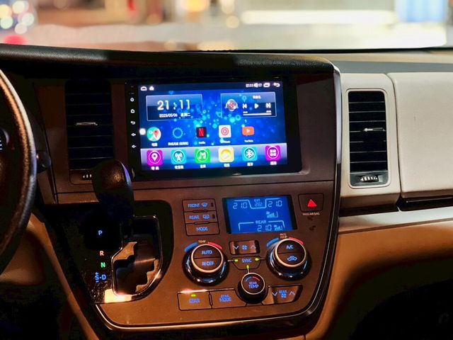 TOYOTA豐田 SIENNA  第10張相片