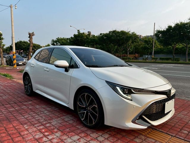 TOYOTA豐田 AURIS  第1張相片