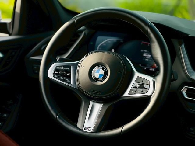BMW寶馬 118I  第7張相片