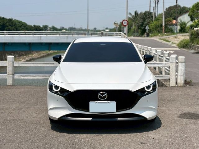 MAZDA馬自達 MAZDA 3  第2張相片