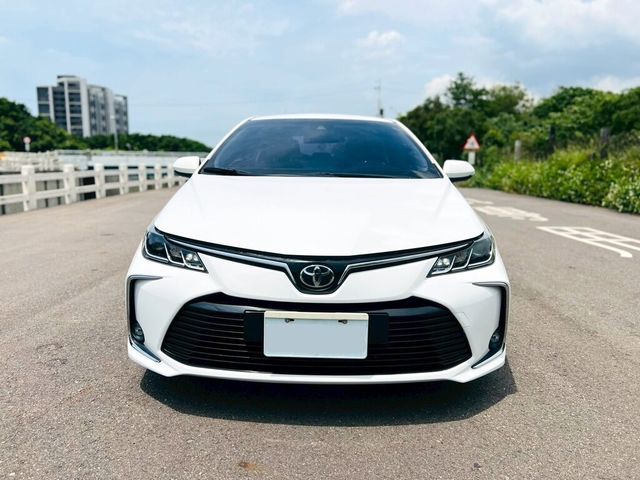 TOYOTA豐田 ALTIS  第2張相片