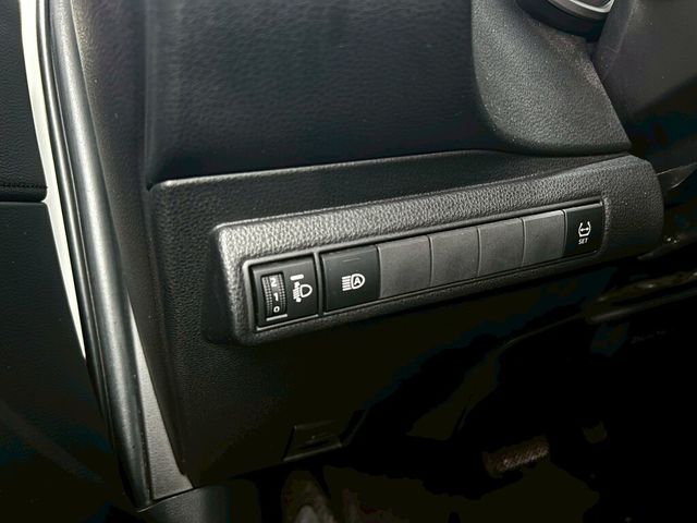 TOYOTA豐田 ALTIS  第7張相片