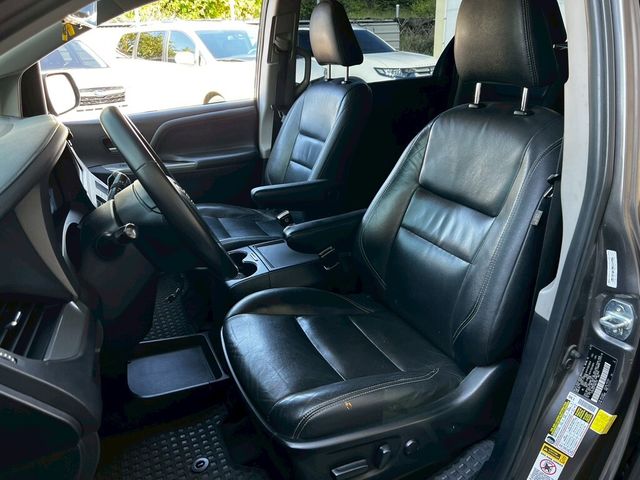 TOYOTA豐田 SIENNA  第12張相片