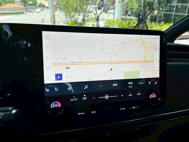 LEXUS凌志 LM350H  第10張相片