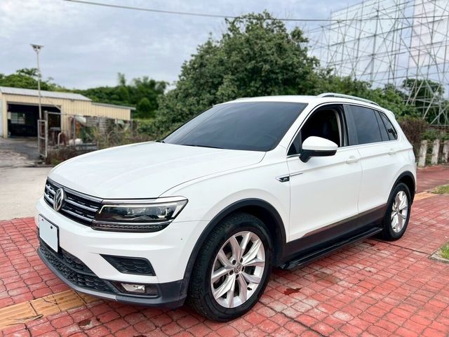 VOLKSWAGEN福斯 TIGUAN  第1張相片