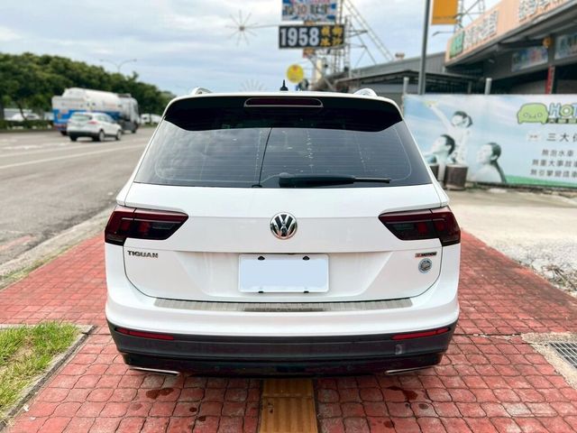 VOLKSWAGEN福斯 TIGUAN  第3張相片