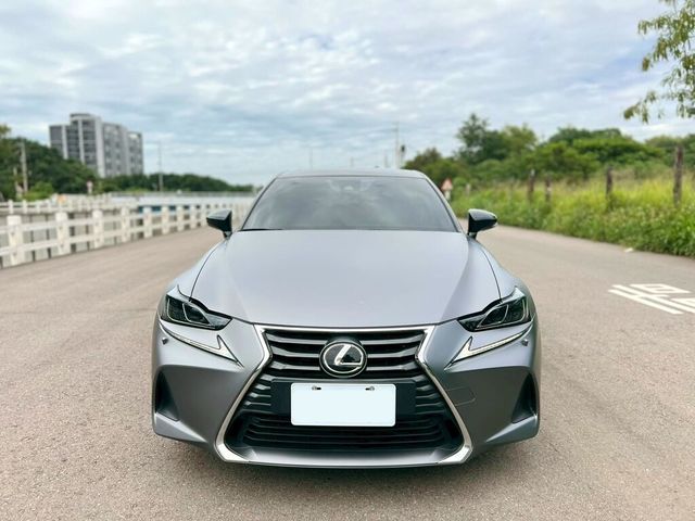 LEXUS凌志 IS200T  第2張相片