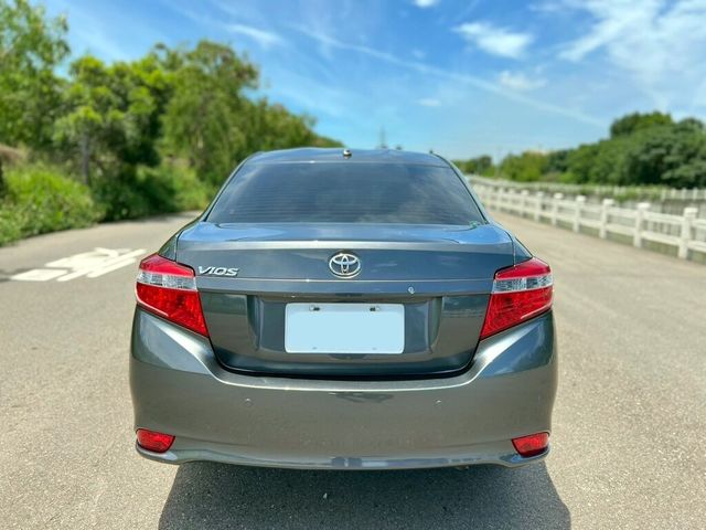 TOYOTA豐田 VIOS  第3張相片